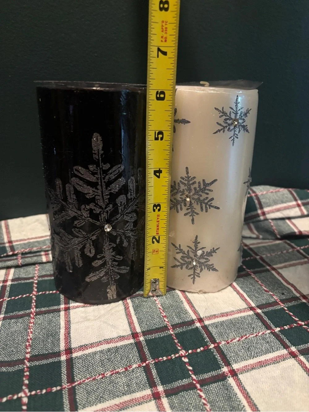 Decorative Snowflake Pillar Scented Candle Set - Black & White